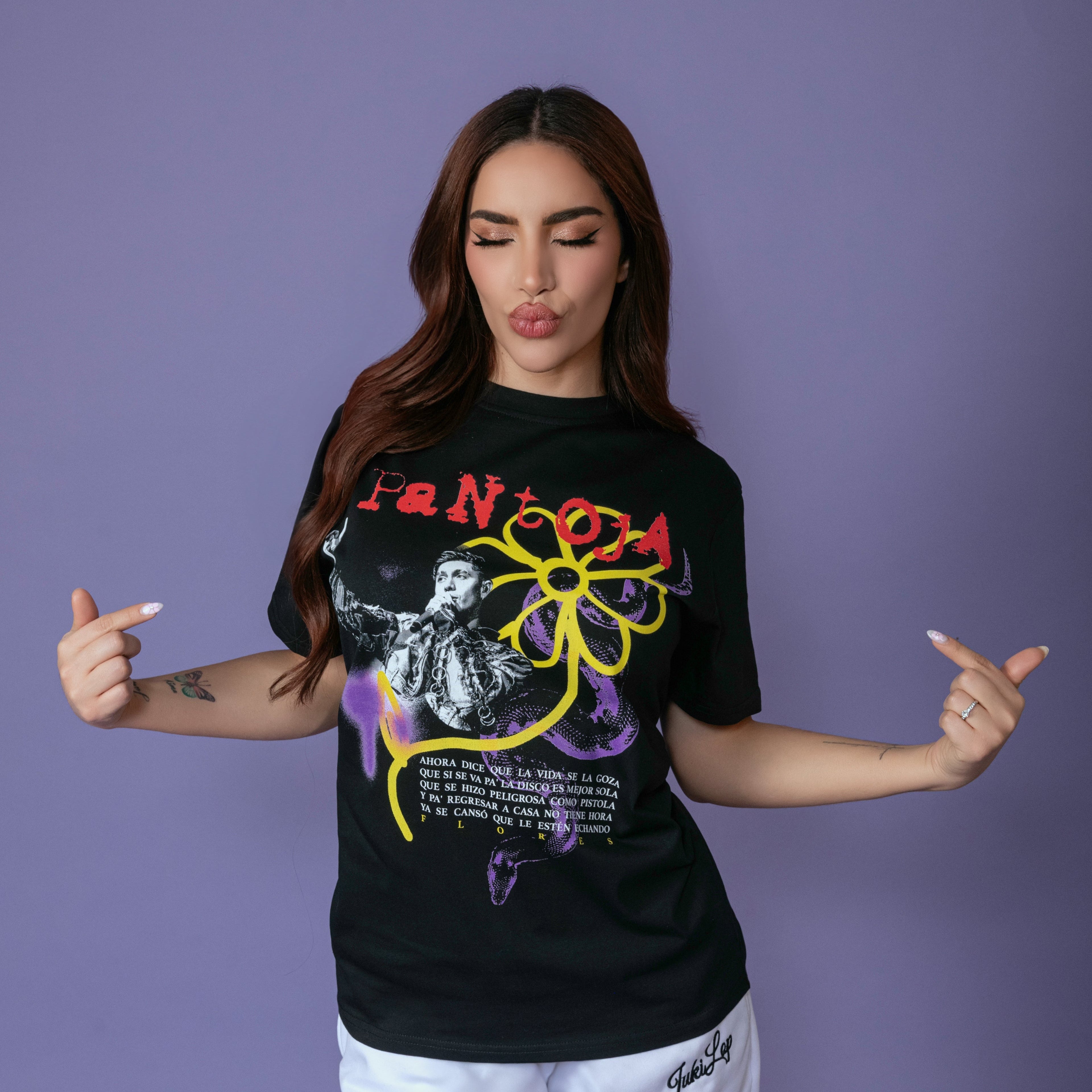 Playera PELIGROSA 🌹